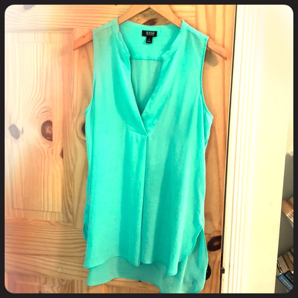 a.n.a. Sleeveless tunic top